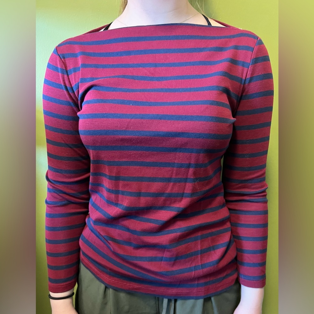 Old Navy maroon striped shirt